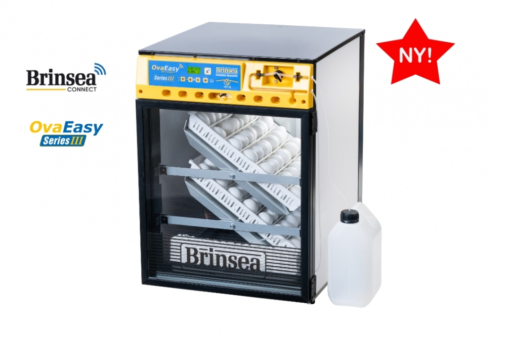 Brinseas OvaEasy 100 EX Connect Series III er en høytytende, fleksibel ett-trinns rugemaskin som kombinerer brukervennlighet med helautomatisk fuktighetskontroll. Connect-modellen integreres med Brinsea,s gratis Connect iOS/Android-app.